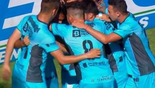 Temperley sorprendió al Huracán de Caruso en el Ducó