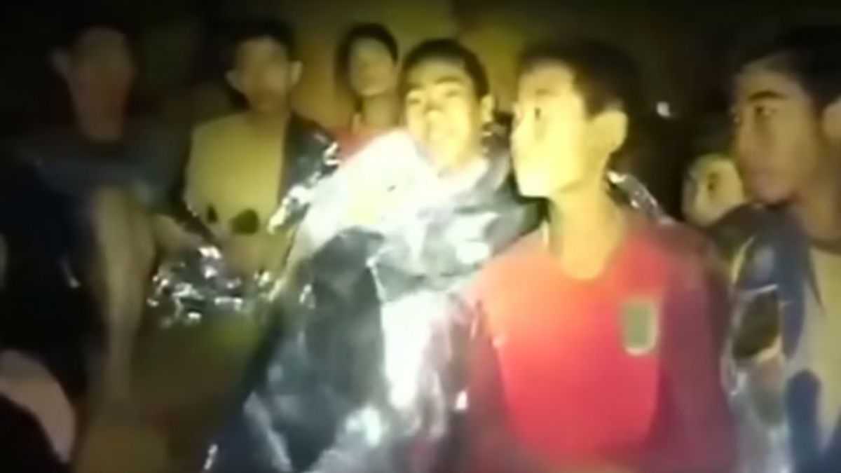 altText(La FIFA invitará a los niños atrapados en la cueva de Tailandia a la final del Mundial)}