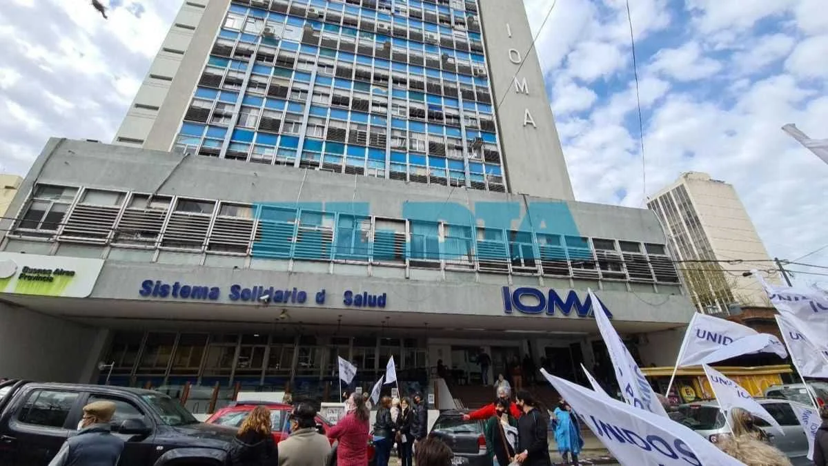 <p>La medida cautelar se presentó para garantizar la prestación a más de 300.000 afiliados.</p> (El Día)