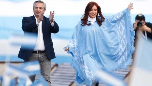 Alberto y su gobierno mantienen una alta aprobación popular