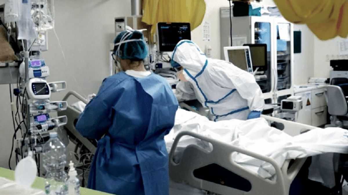 En la provincia de Buenos Aires, el&nbsp;70% de quienes se comunicaron en julio para donar plasma eran mujeres. (Foto: Télam) (Foto: Télam.)
