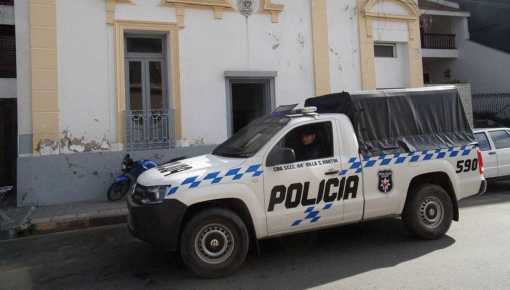 Se reunió con amigos, discutió y lo mataron de un cuchillazo