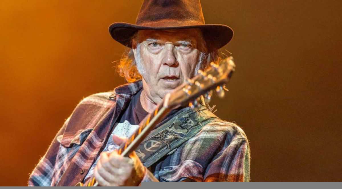  <p>Neil Young lanzará un disco de 1982 que nunca editó</p> 