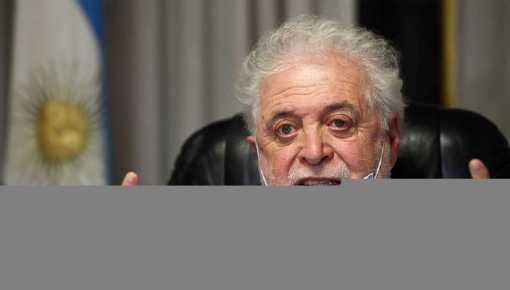 Imputaron a Ginés González García por las 