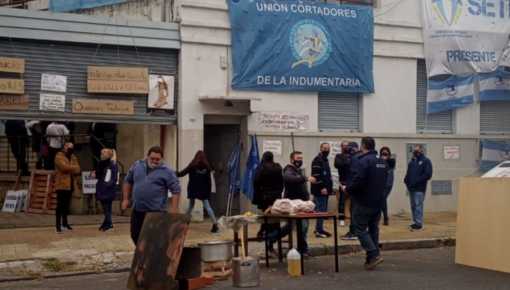 Capitalismo puro: no venden, quiebra y echan a trabajadorxs