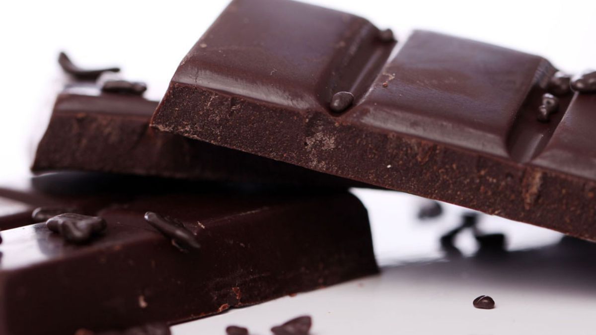 altText(Chau chocolate: cae el mito de que en invierno necesitamos más calorías)}