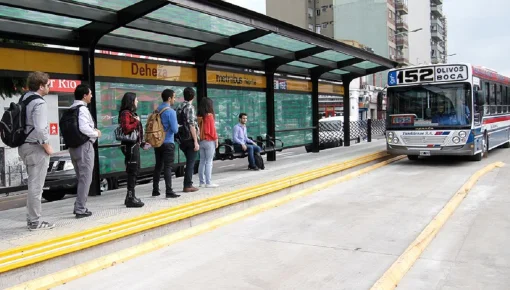 Cupo en colectivos: abren un registro para choferesas