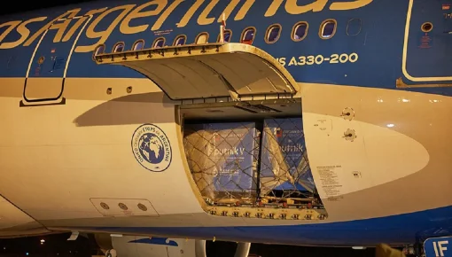 Un nuevo vuelo de Aerolíneas partió a Moscú en busca de vacunas