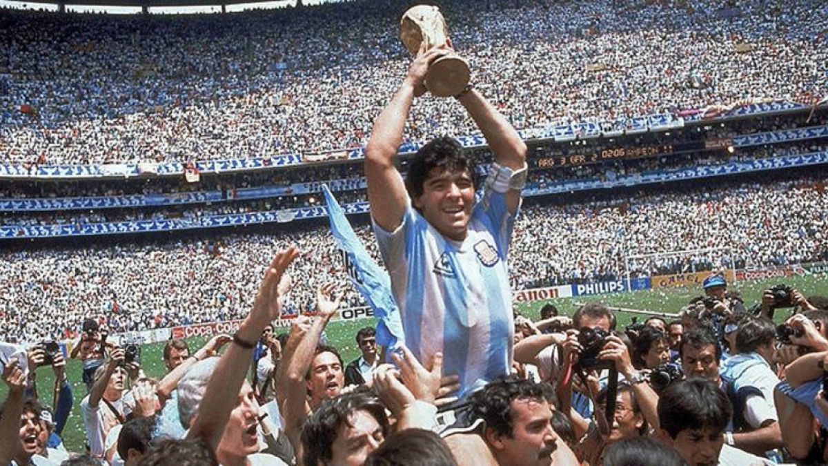 <p>Diego Maradona, recordado por Relatorxs</p> (Télam)