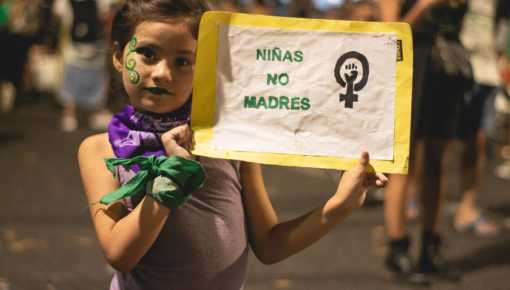 Sobreseen a médicxs que interrumpieron embarazo a una niña violada en 2019