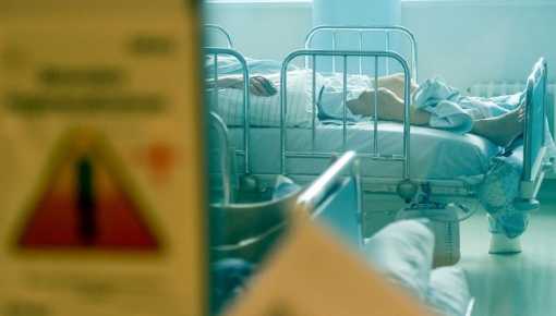 Reino Unido: primera muerte de un paciente con la variante Ómicron