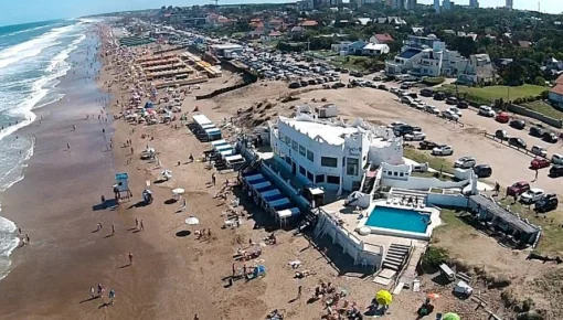 Pinamar: pretenden privatizar una calle frente al mar