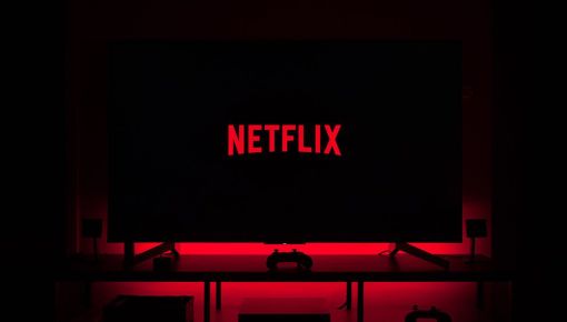 altText(En caída: Netflix perdió 200 mil suscripciones en lo que va del 2022)}