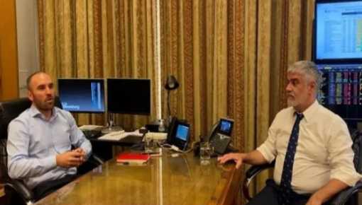 Guzmán empoderado: Comercio Interior pasa a depender de Economía