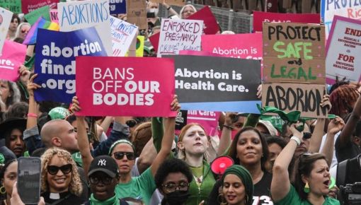 altText(EEUU: votan dos medidas para defender el aborto tras el fallo de la Corte)}