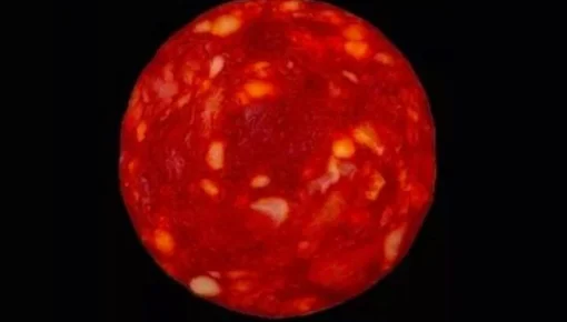 Mostró la foto de un chorizo como si fuera un planeta y acabó pidiendo disculpas