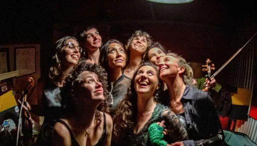 Tango de mujeres en un mítico teatro del Abasto