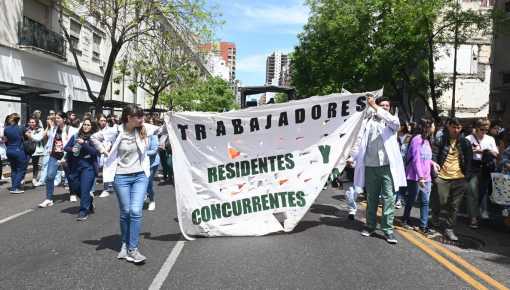 Residentes porteñxs vuelven a reclamar contra la oferta salarial de Larreta