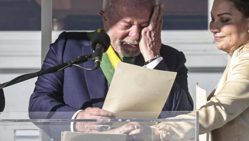 Asunción de Lula: llanto por la desigualdad y promesa de gobernar para todos