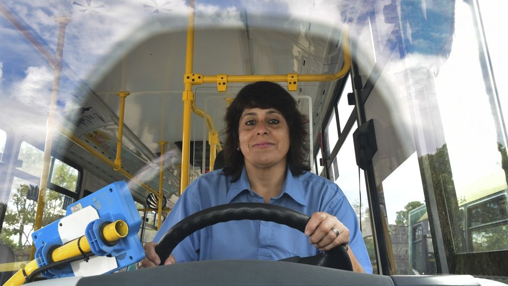 Erica Borda, conductora de la línea 130 (Télam)