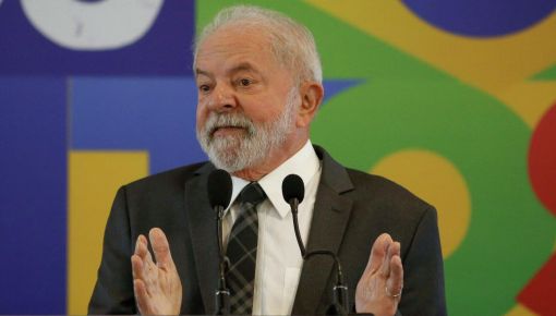 altText(Lula aboga por romper con la hegemonía del dólar y potencia a los Brics)}