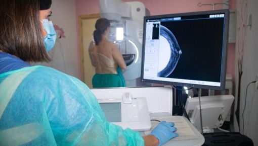 altText(Realizaron 390 mamografías gratuitas a mujeres en contexto de encierro)}