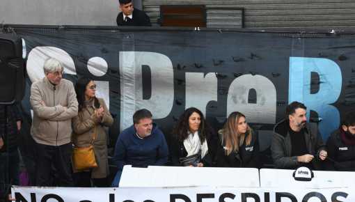 Clarín acató la conciliación obligatoria y retrotrajo los despidos 