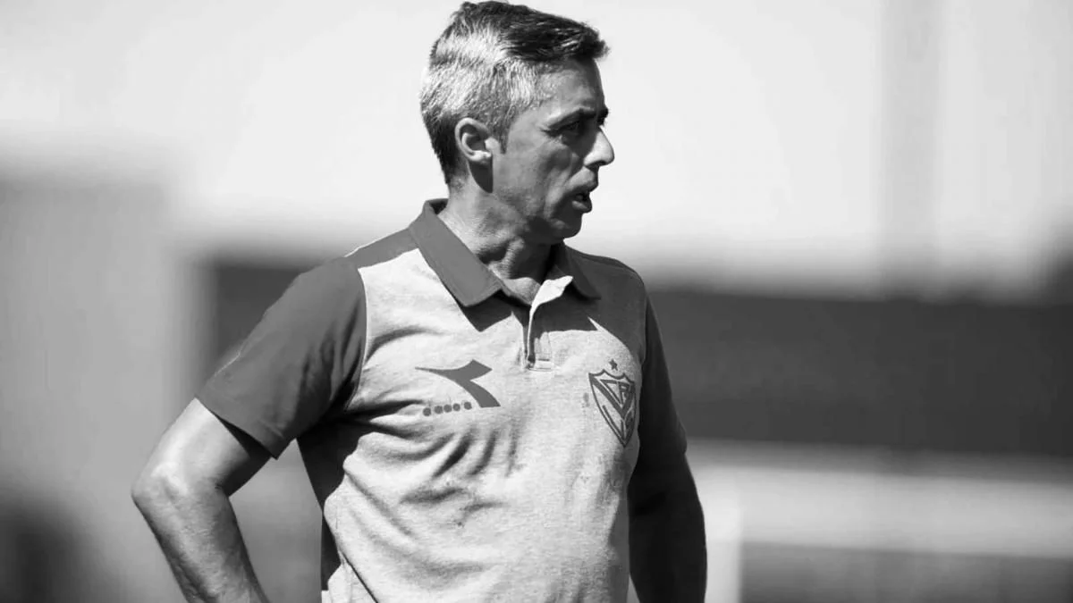 Suspenden Racing-Vélez por la muerte de 