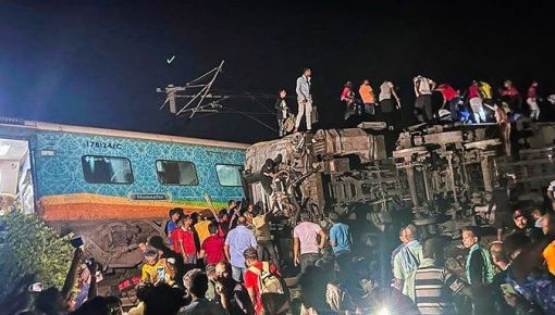 Tragedia ferroviaria en la India: más de un centenar de muertos