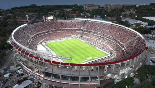 Tragedia en el fútbol: se mató un hincha de River en el Monumental