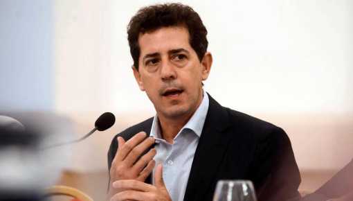 Wado cruzó a un candidato libertario por discriminación