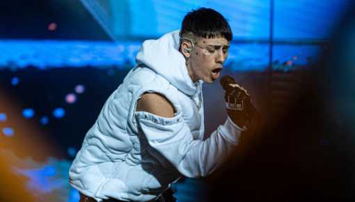 Khea, nunca va solo: el Gran Rex explotó en la presentación de Serotonina