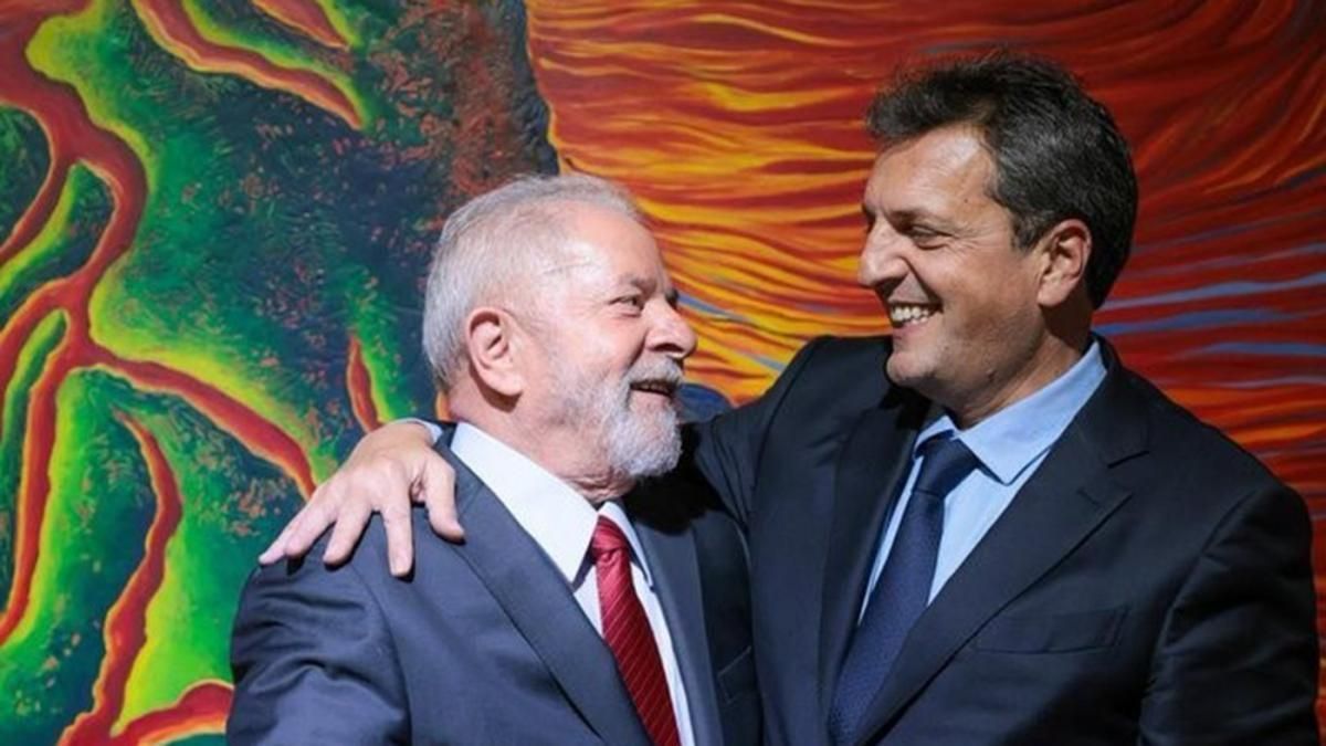 altText(Massa se reúne con Lula y Haddad en Brasil)}