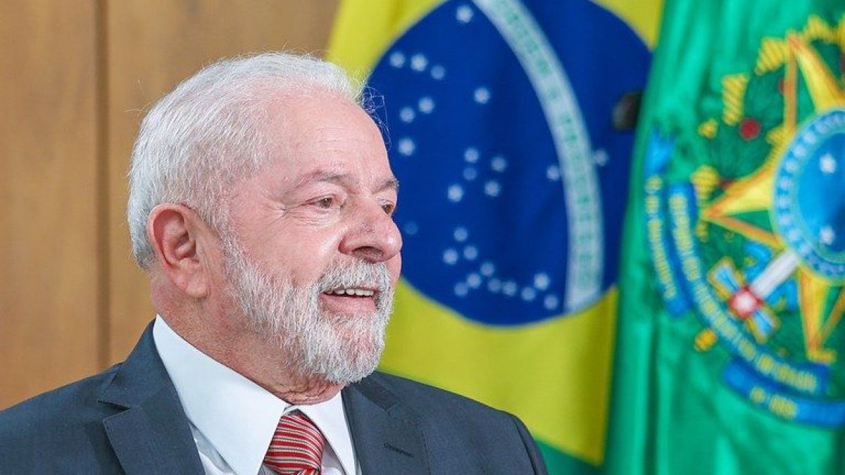 altText(Corte Suprema anula pruebas y dice que prisión de Lula fue 