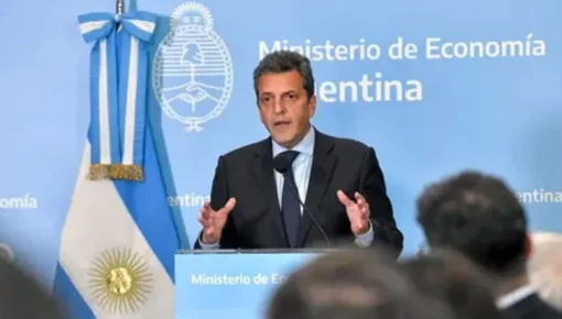 Massa anunció que eliminará el Impuesto a las Ganancias