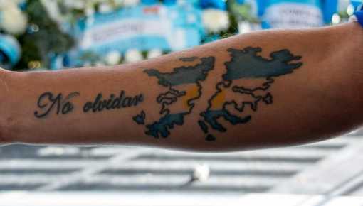 No a Milei: &ldquo;Por los pibes de Malvinas que jamás olvidaremos&rdquo;