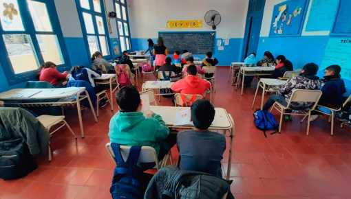 Pruebas Aprender 2023: mejoras en Lengua, bajas en Matemática