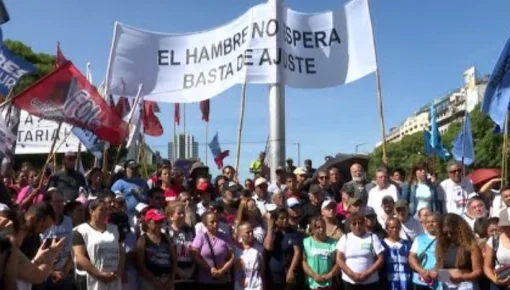 Más de 500 cortes de calles y rutas en todo el país contra el ajustazo