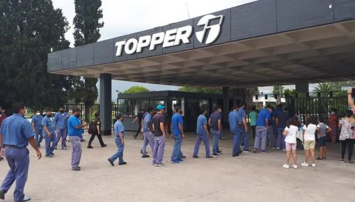 Despidos en Tucumán: echaron a 85 trabajadores de la fábrica de Topper