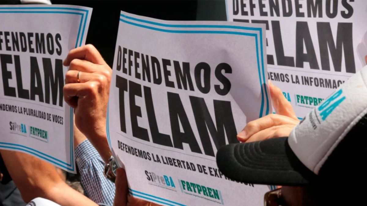 altText(Trabajadorxs de Télam rechazan el plan de retiros voluntarios propuesto por el Gobierno)}