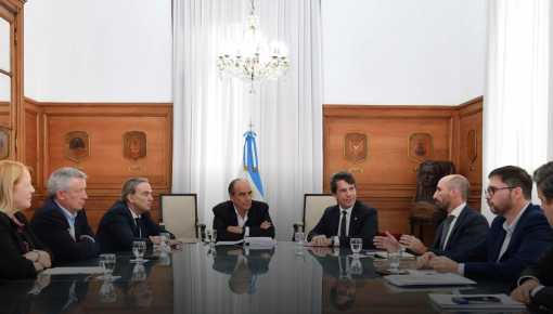 El bloque de Hacemos advierte que jubilados podrían cobrar 133 mil hasta junio