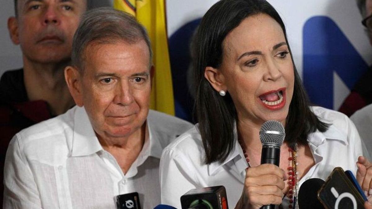 La oposición venezolana afirma que ganó la elección con el 70% de los votos