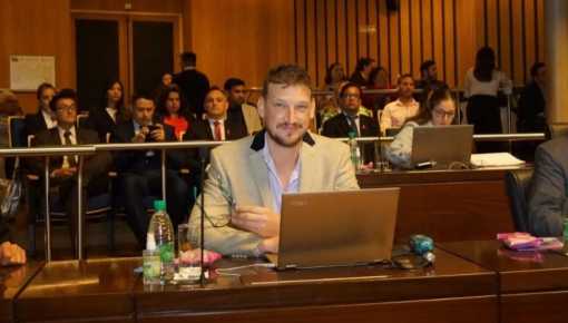 Caso Kiczka: allanaron su despacho en la Legislatura de Misiones