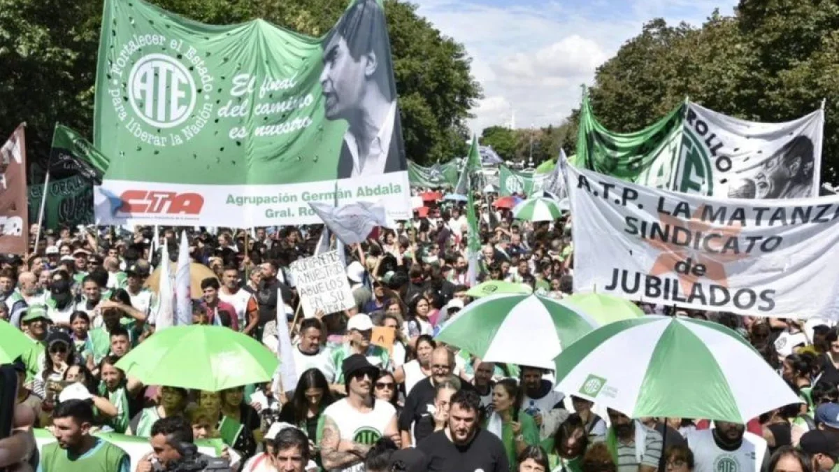 La CGT y las CTA no frenan la protesta: marchan al Congreso pese al cambio del Gobierno