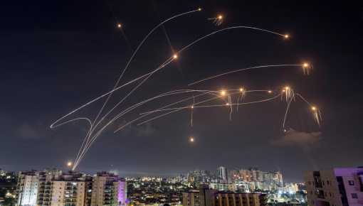 Guerra en Medio Oriente: Irán arrojó más de 100 misiles contra Israel