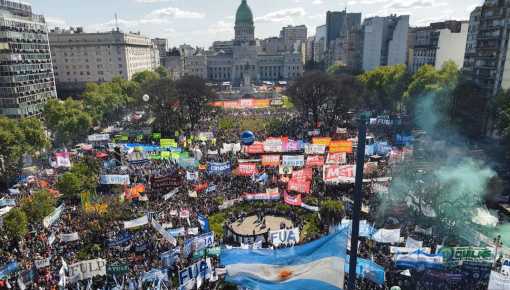 El pueblo salió a la calle por la Universidad Pública y contra el ajuste de Milei