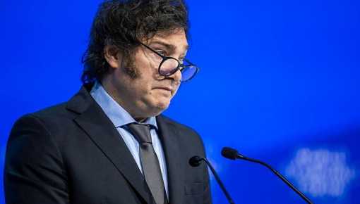 altText(En contra de la educación pública: Milei vetó la Ley de Financiamiento Universitario)}