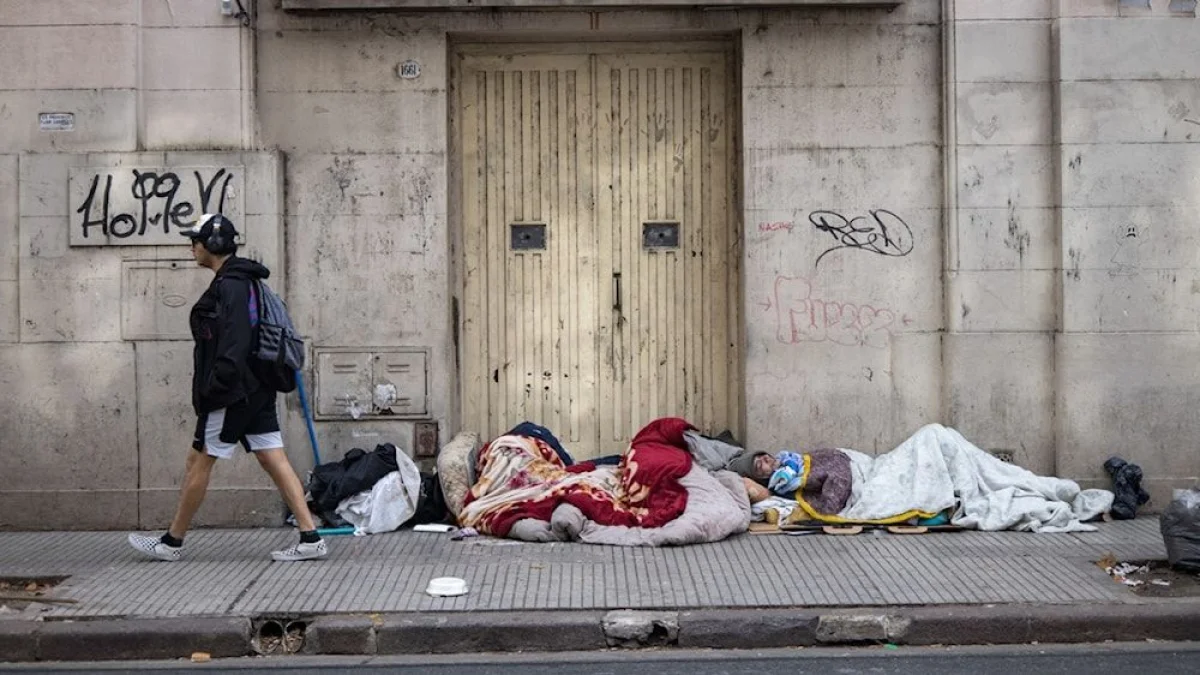 Casi la mitad de quienes llegan a templos busca comida, empleo o ayuda económica
