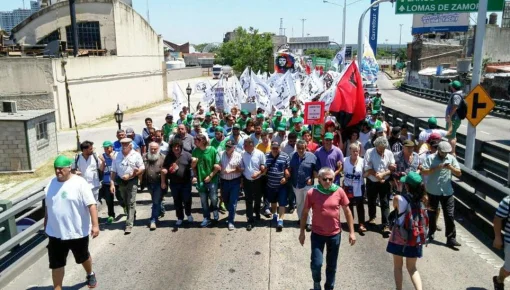 Organizaciones sociales encabezaron más de 500 cortes y ollas populares en todo el país