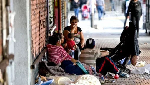 Una familia necesitó casi un millón de pesos para no ser pobre en octubre
